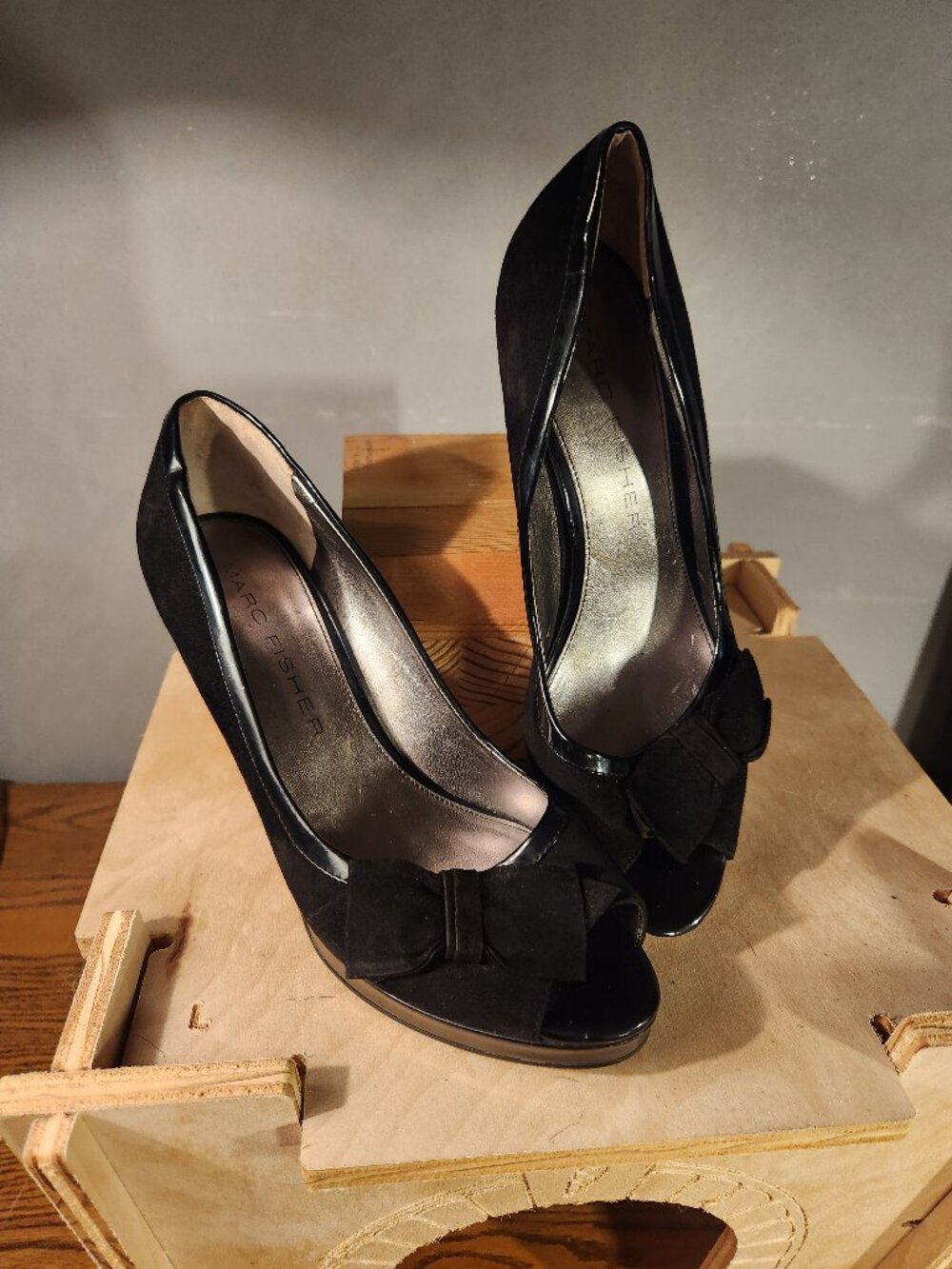 Marc Fisher Women's Black Suede Peep Toe Platform Heels Size 9M